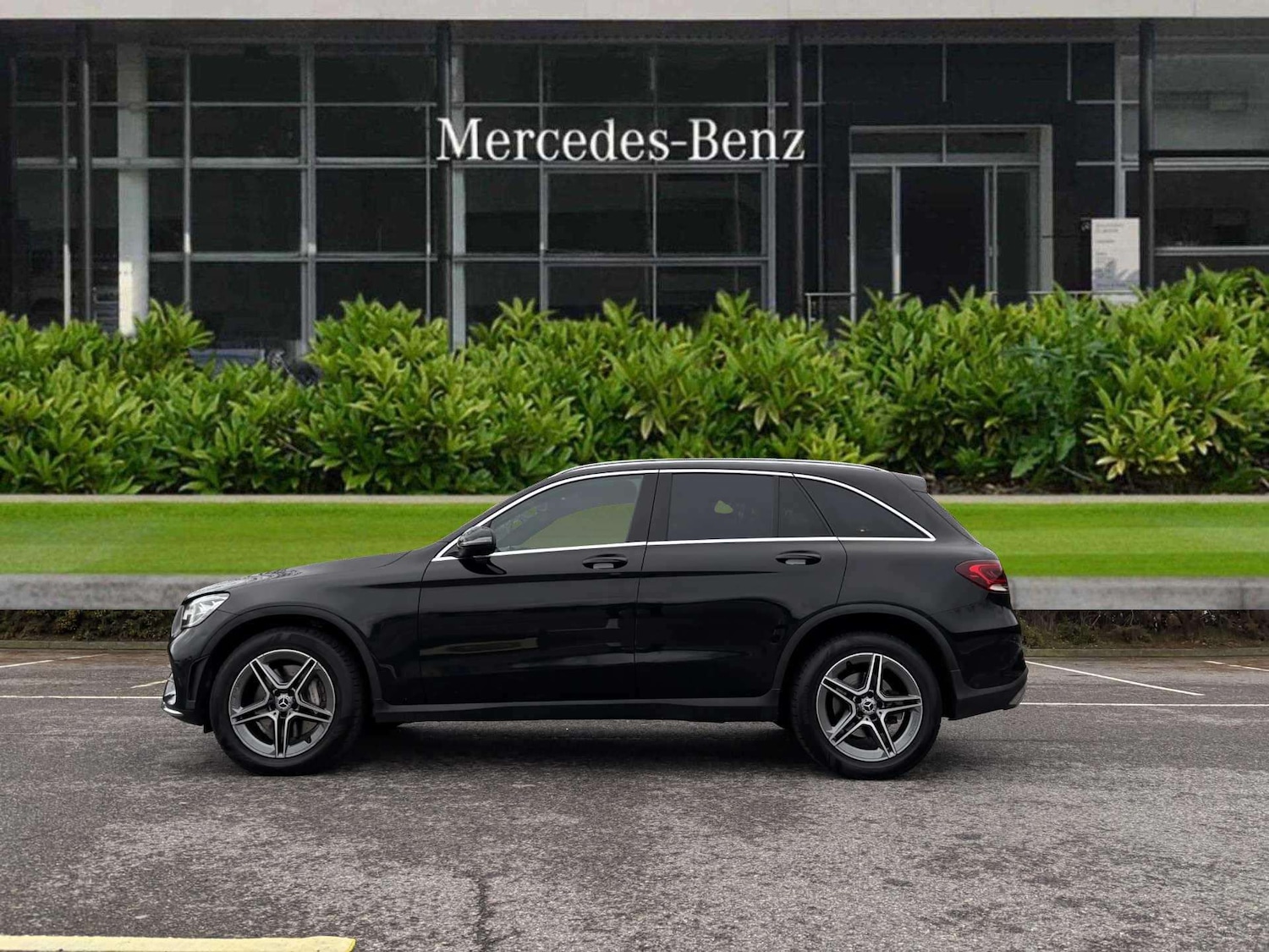 Used Mercedes-Benz GLC 2022 for sale - 76938243: Photo 3