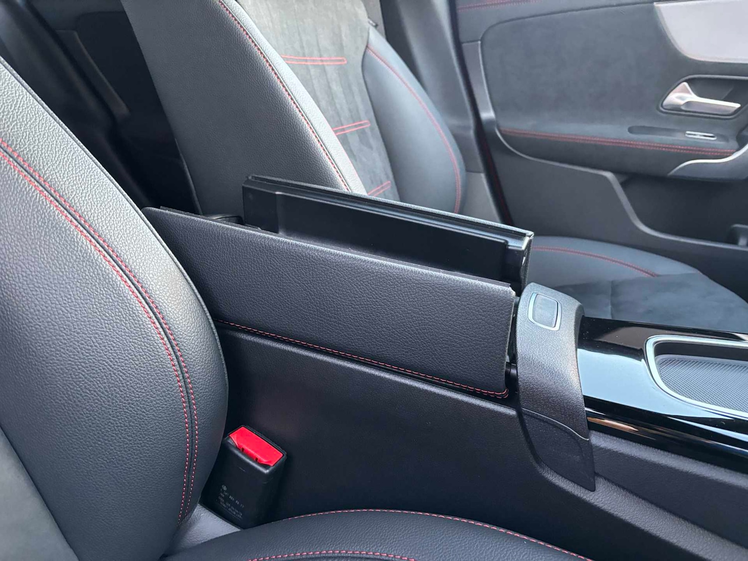 Used Mercedes-Benz CLA 2024 for sale - 77257500: Photo 31