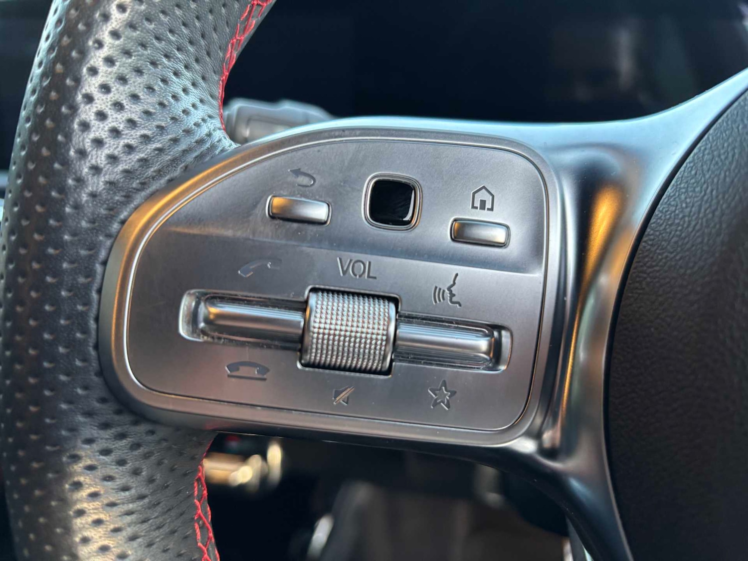 Used Mercedes-Benz A-Class 2018 for sale - 77178982: Photo 18