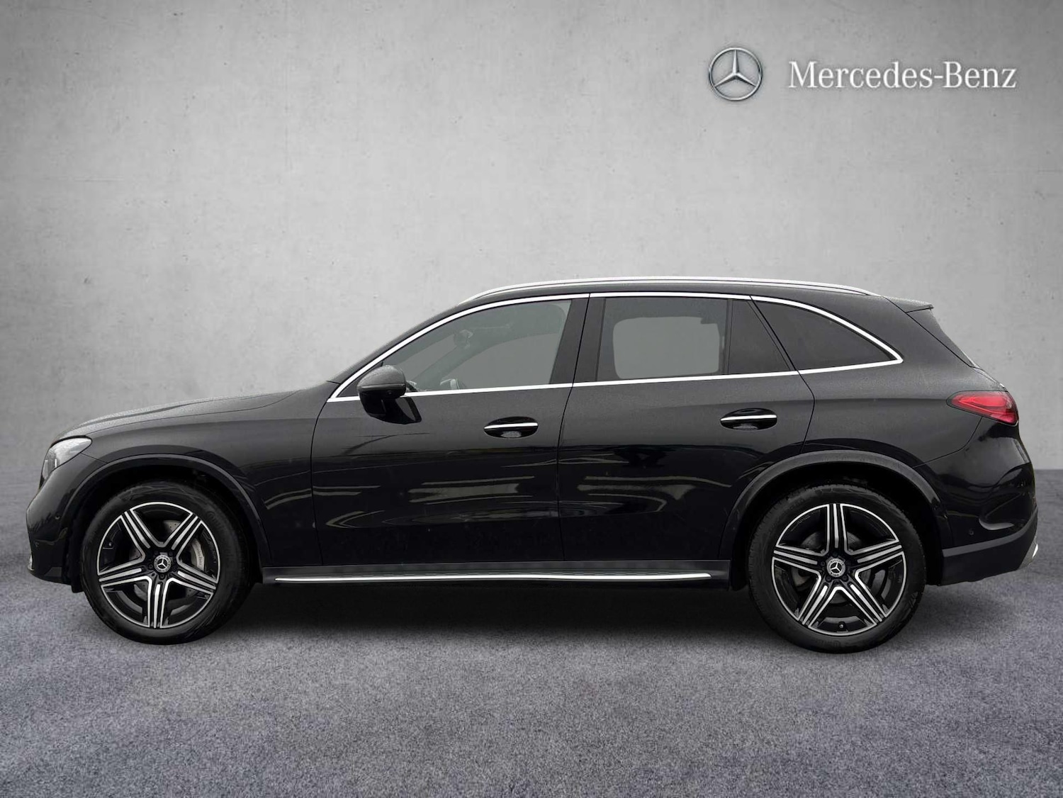 Used Mercedes-Benz GLC 2023 for sale - 77429075: Photo 3