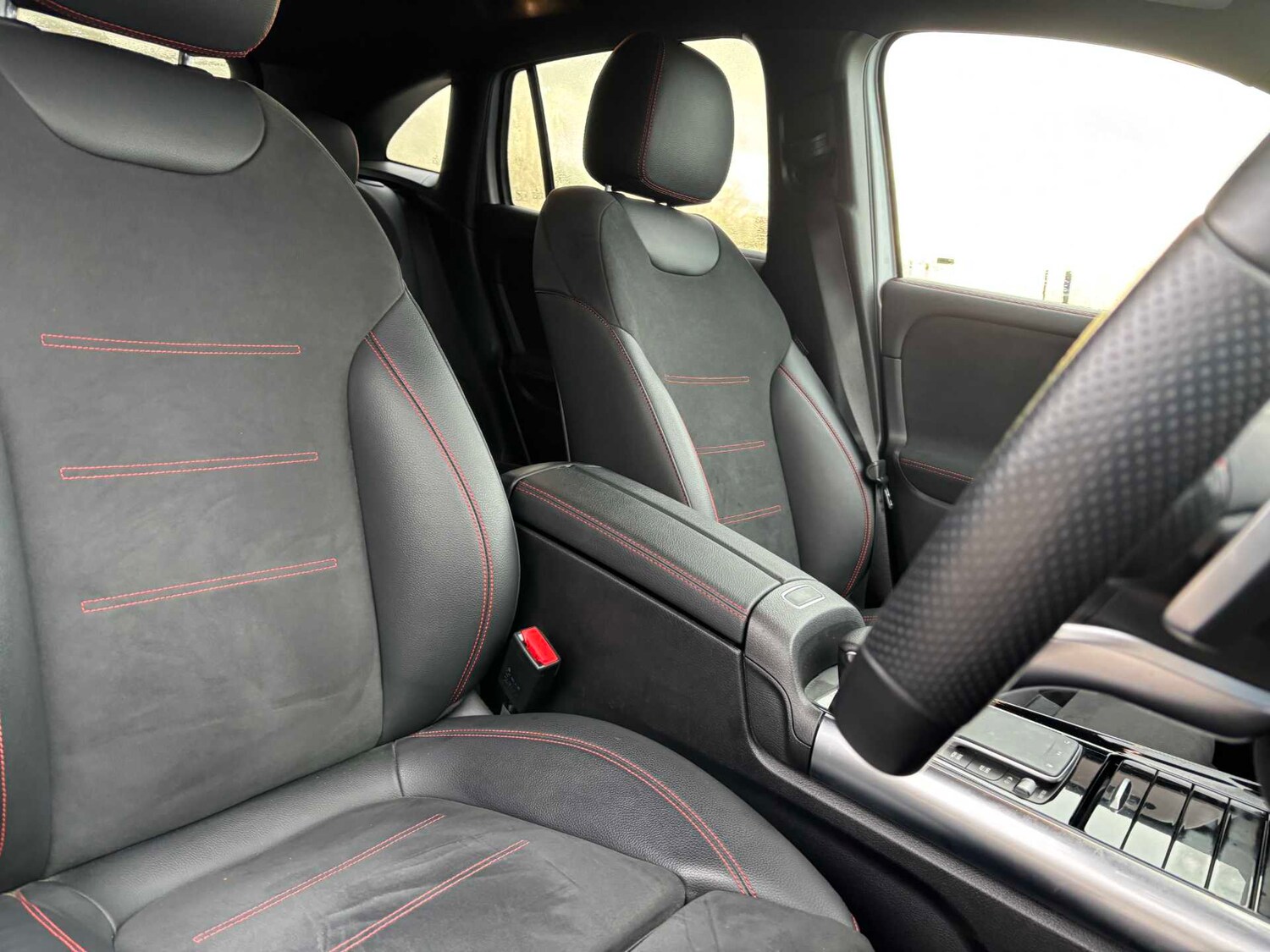 Used Mercedes-Benz EQA 2021 for sale - 76902306: Photo 32