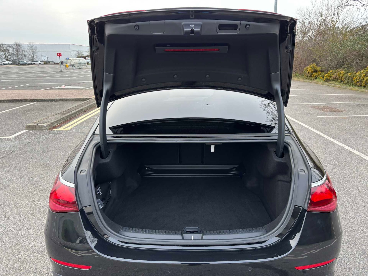 Used Mercedes-Benz E Class 2024 for sale - 77514301: Photo 12