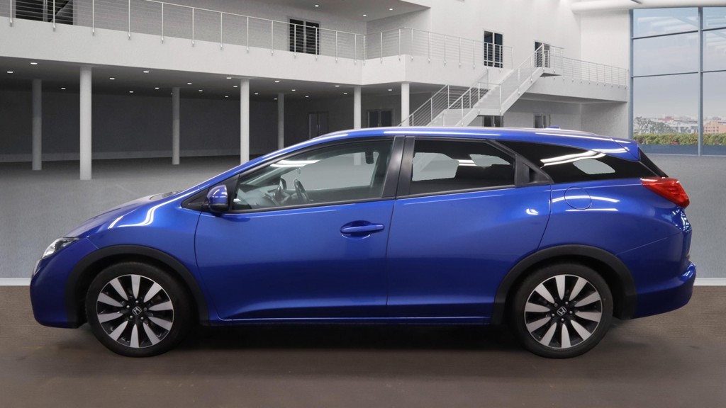 Used Honda Civic 2016 for sale - 77891616: Photo 5