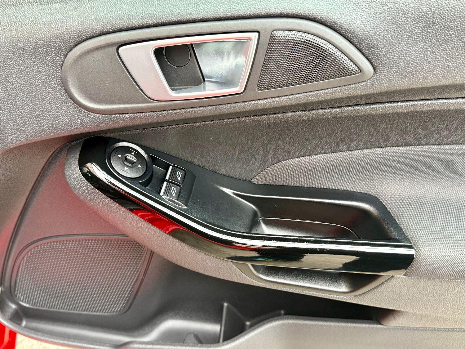 Used Ford Fiesta 2015 for sale - 76093763: Photo 20