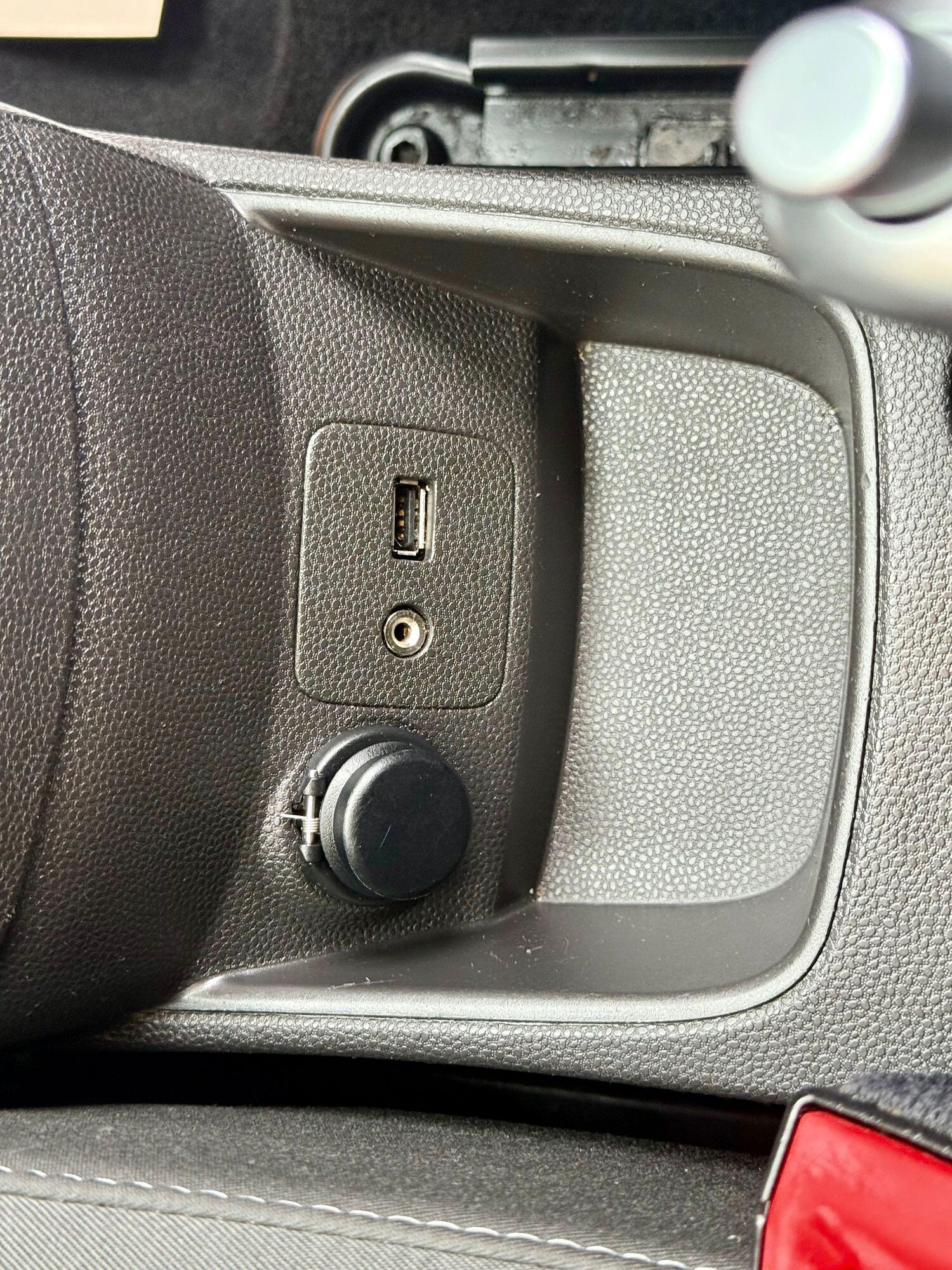 Used Ford Fiesta 2015 for sale - 76093763: Photo 22