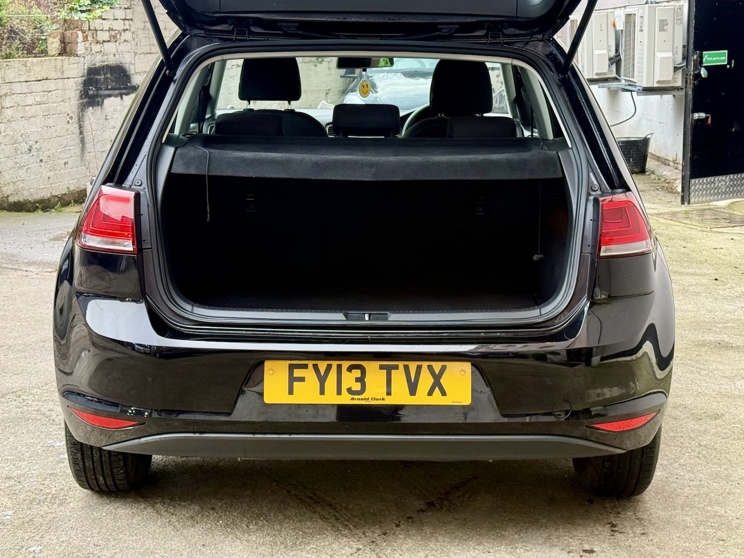 Used Volkswagen Golf 2013 for sale - 76974412: Photo 10