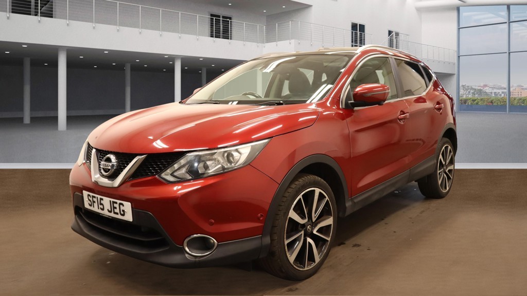 Used Nissan Qashqai 2015 for sale - 76347113: Photo 2