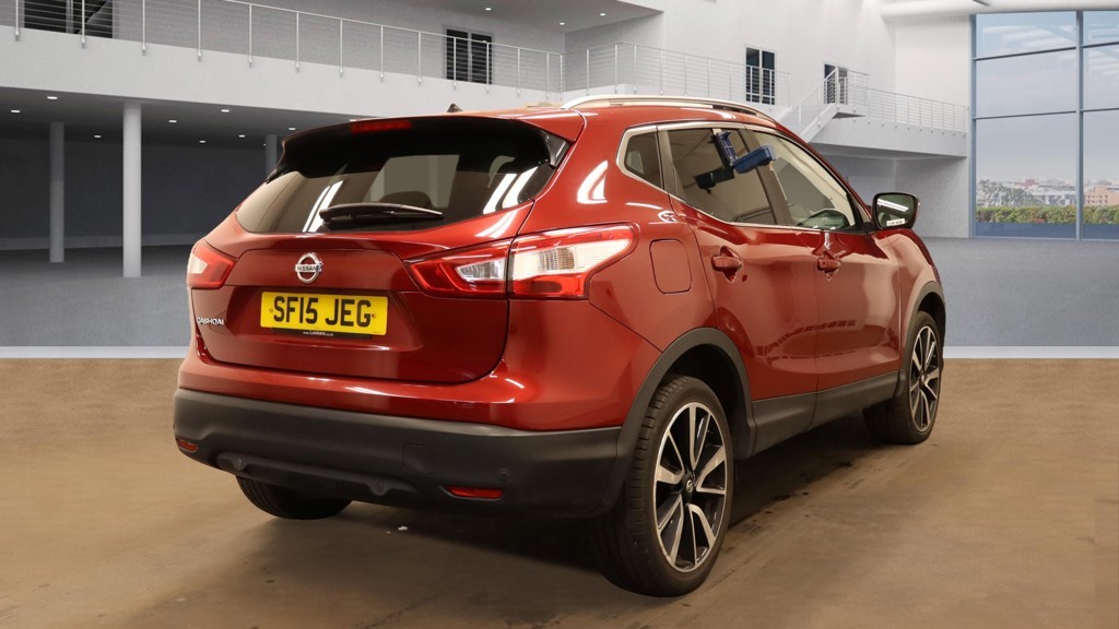 Used Nissan Qashqai 2015 for sale - 76347113: Photo 3