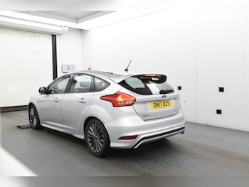 Used Ford Focus 2017 for sale - 77792809: Photo