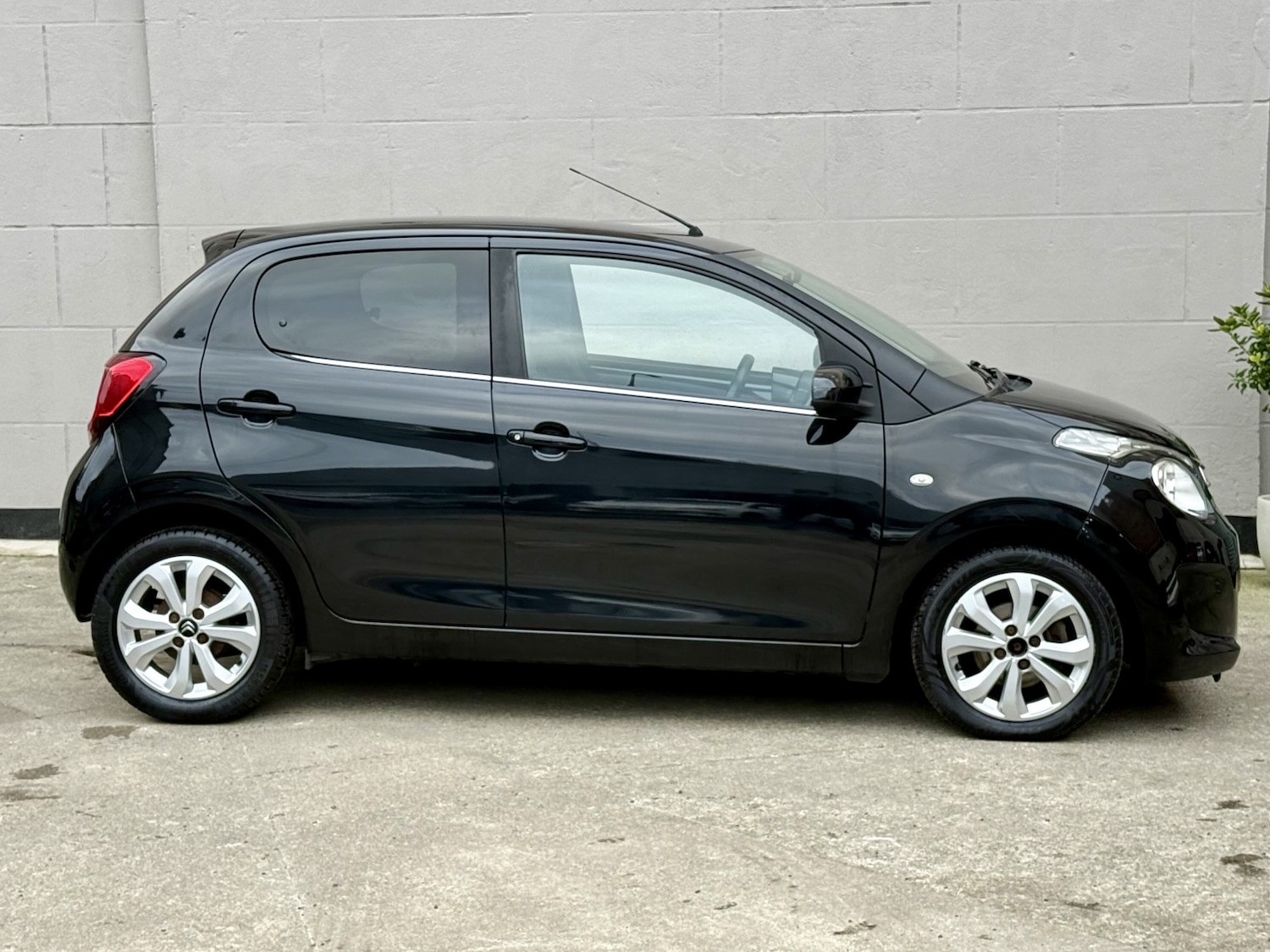 Used Citroen C1 2016 for sale - 76855363: Photo 4
