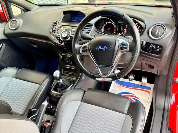 Used Ford Fiesta 2016 for sale - 76186609: Photo 15