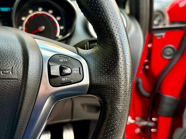 Used Ford Fiesta 2016 for sale - 76186609: Photo 25
