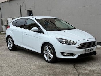 2016 - 1.0 T EcoBoost Titanium 5-Door