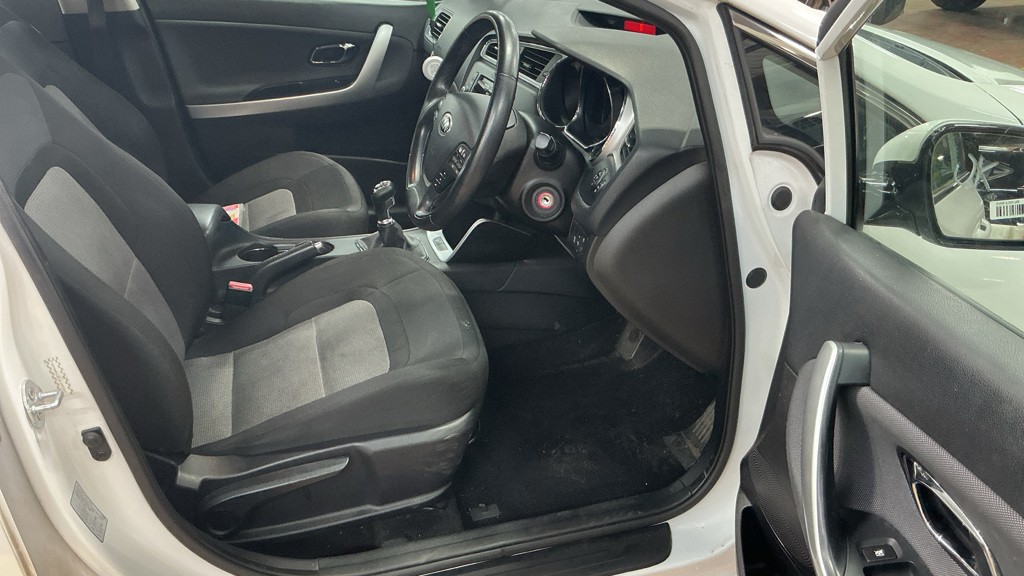 Used Kia Ceed 2018 for sale - 77897786: Photo 2