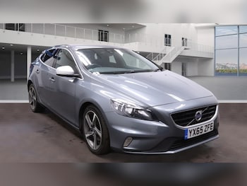 2015 - 2.0 R-Design T3 5-Door