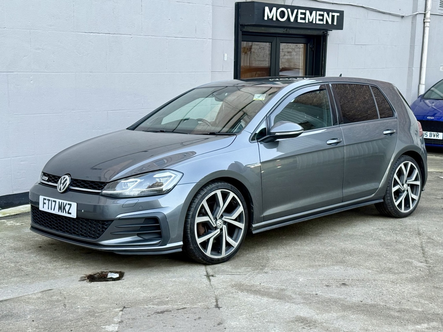 Used Volkswagen Golf 2017 for sale - 77314022: Photo 2