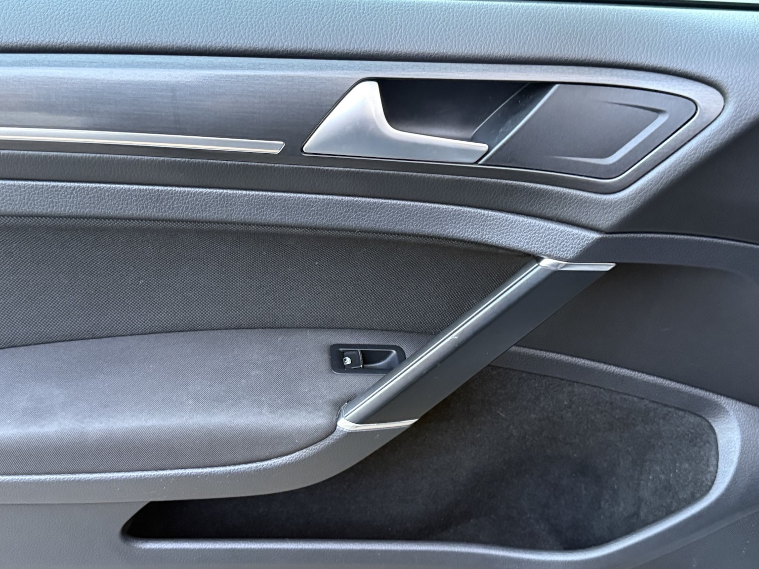 Used Volkswagen Golf 2017 for sale - 77314022: Photo 27