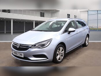 Used Vauxhall Astra 2017 for sale - 77721209: Photo