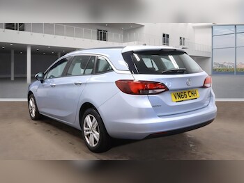 Used Vauxhall Astra 2017 for sale - 77721209: Photo