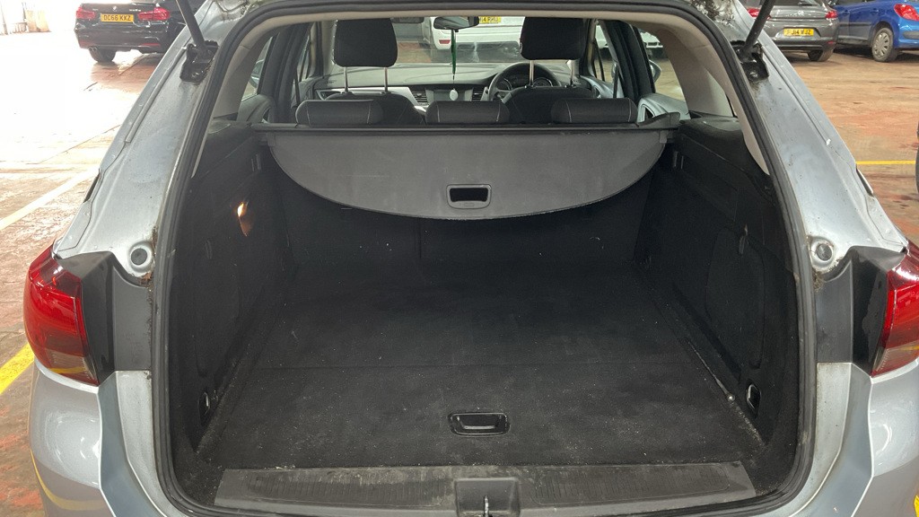 Used Vauxhall Astra 2017 for sale - 77721209: Photo 6