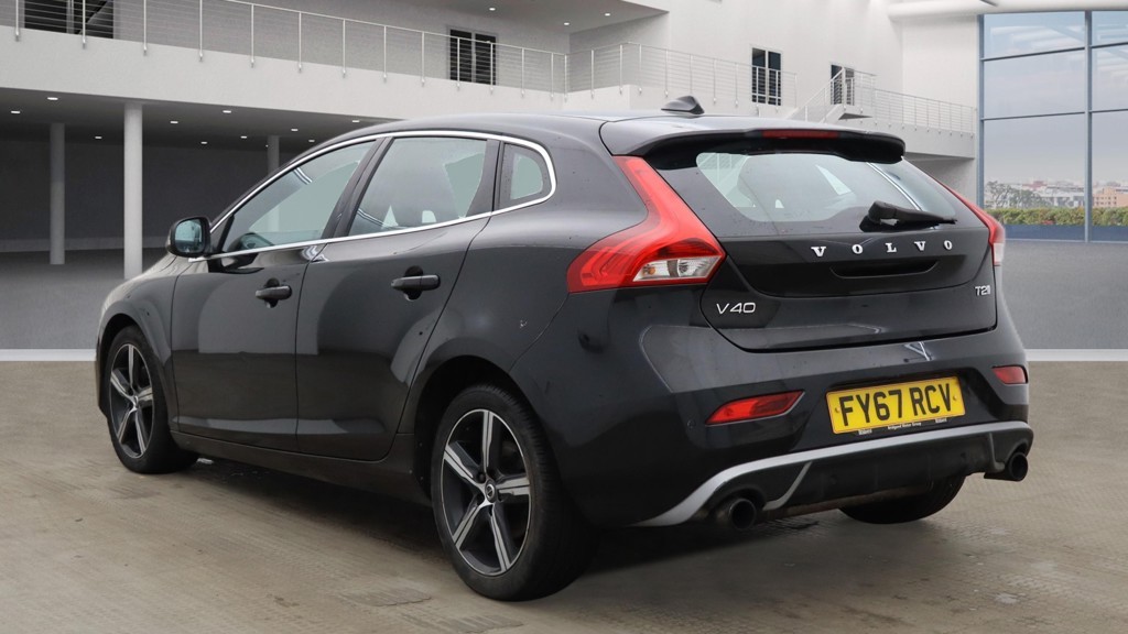 Used Volvo V40 2017 for sale - 77395212: Photo 3