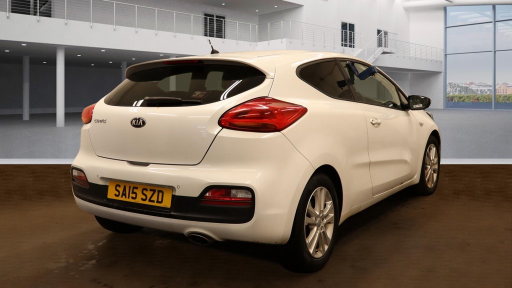 Used Kia Pro Ceed 2015 for sale - 76855360: Photo 3