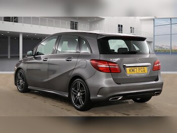 Used Mercedes-Benz B Class 2017 for sale - 77707199: Photo