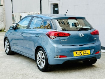 Used Hyundai i20 2016 for sale - 75297208: Photo
