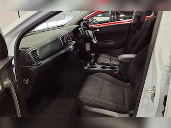 Used Kia Sportage 2018 for sale - 76982760: Photo