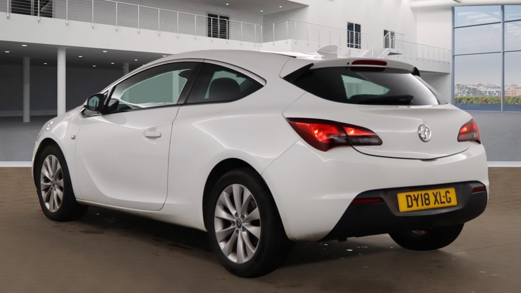 Used Vauxhall Astra GTC 2018 for sale - 76439936: Photo 3