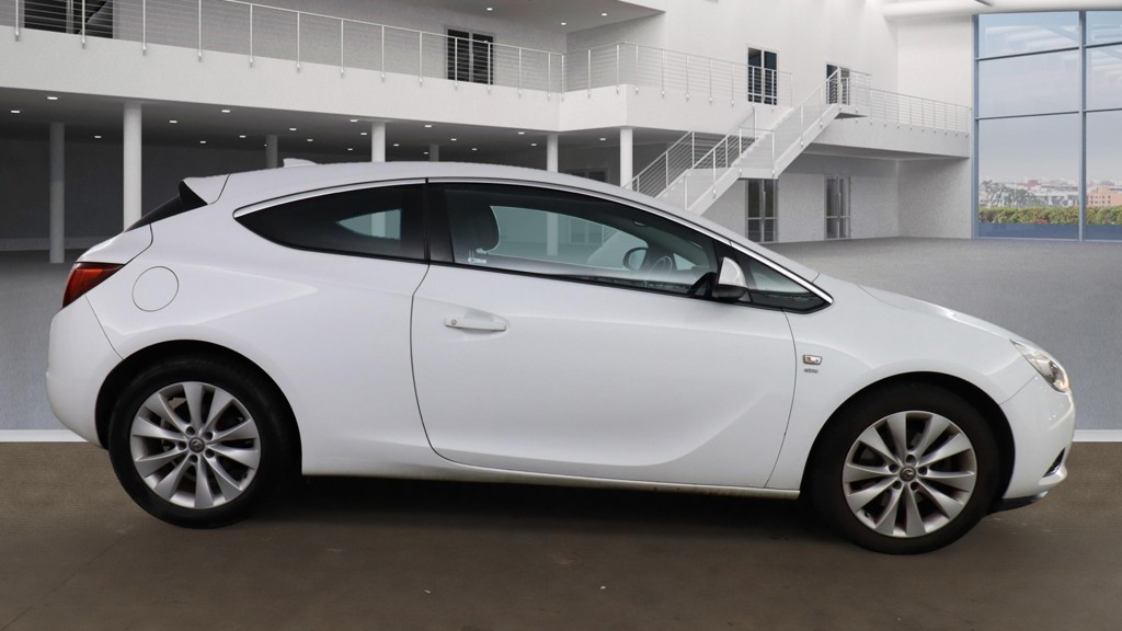 Used Vauxhall Astra GTC 2018 for sale - 76439936: Photo 4