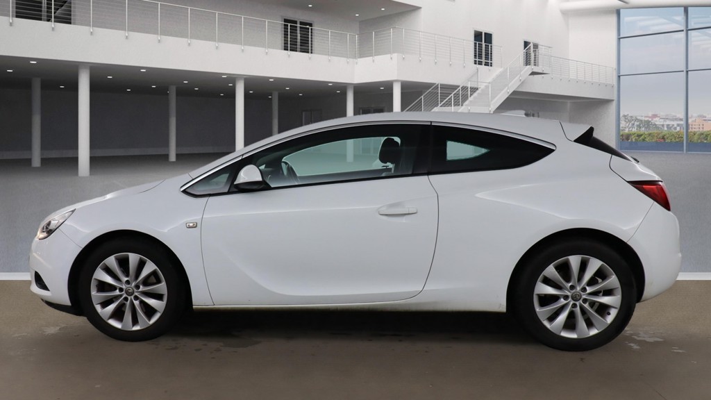 Used Vauxhall Astra GTC 2018 for sale - 76439936: Photo 5