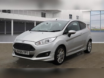 2015 - 1.3 Zetec 3-Door