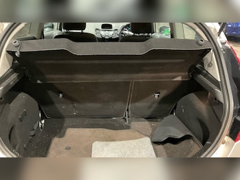 Used Ford Fiesta 2015 for sale - 76257649: Photo 3