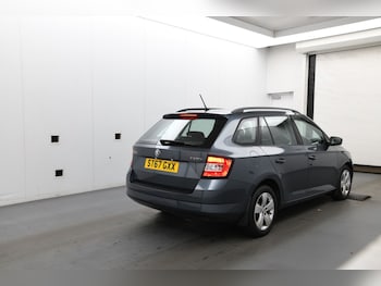 Used Skoda Fabia 2017 for sale - 76369329: Photo