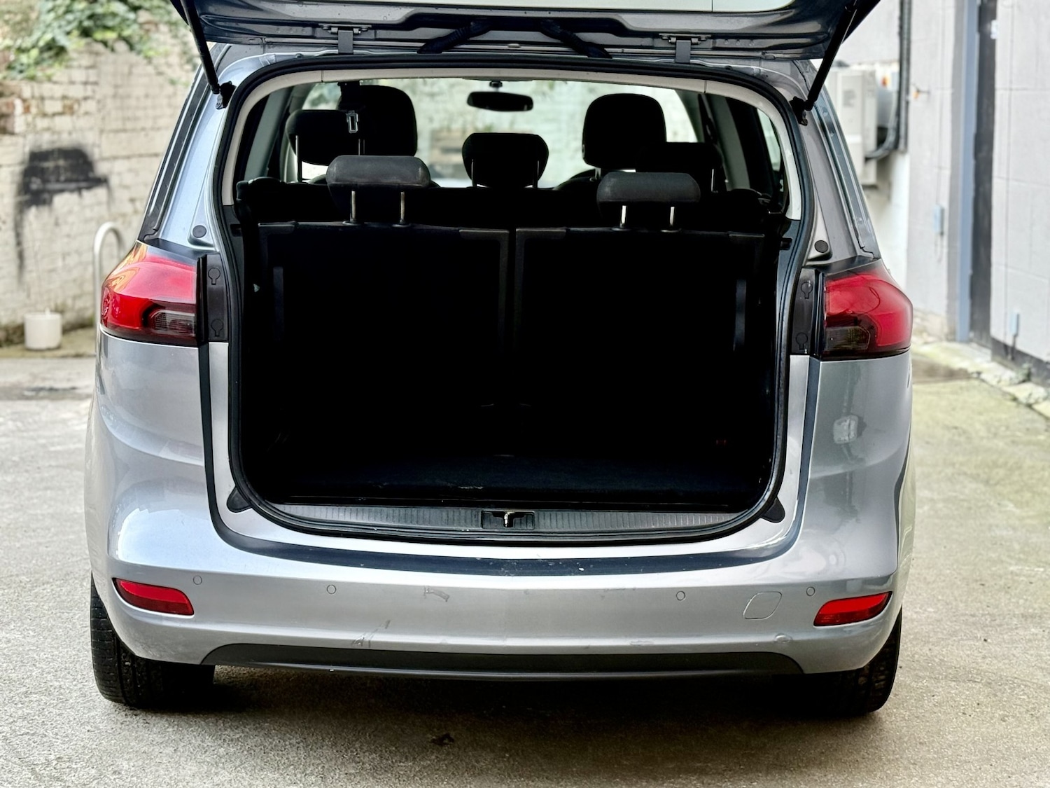 Used Vauxhall Zafira Tourer 2017 for sale - 77483646: Photo 10