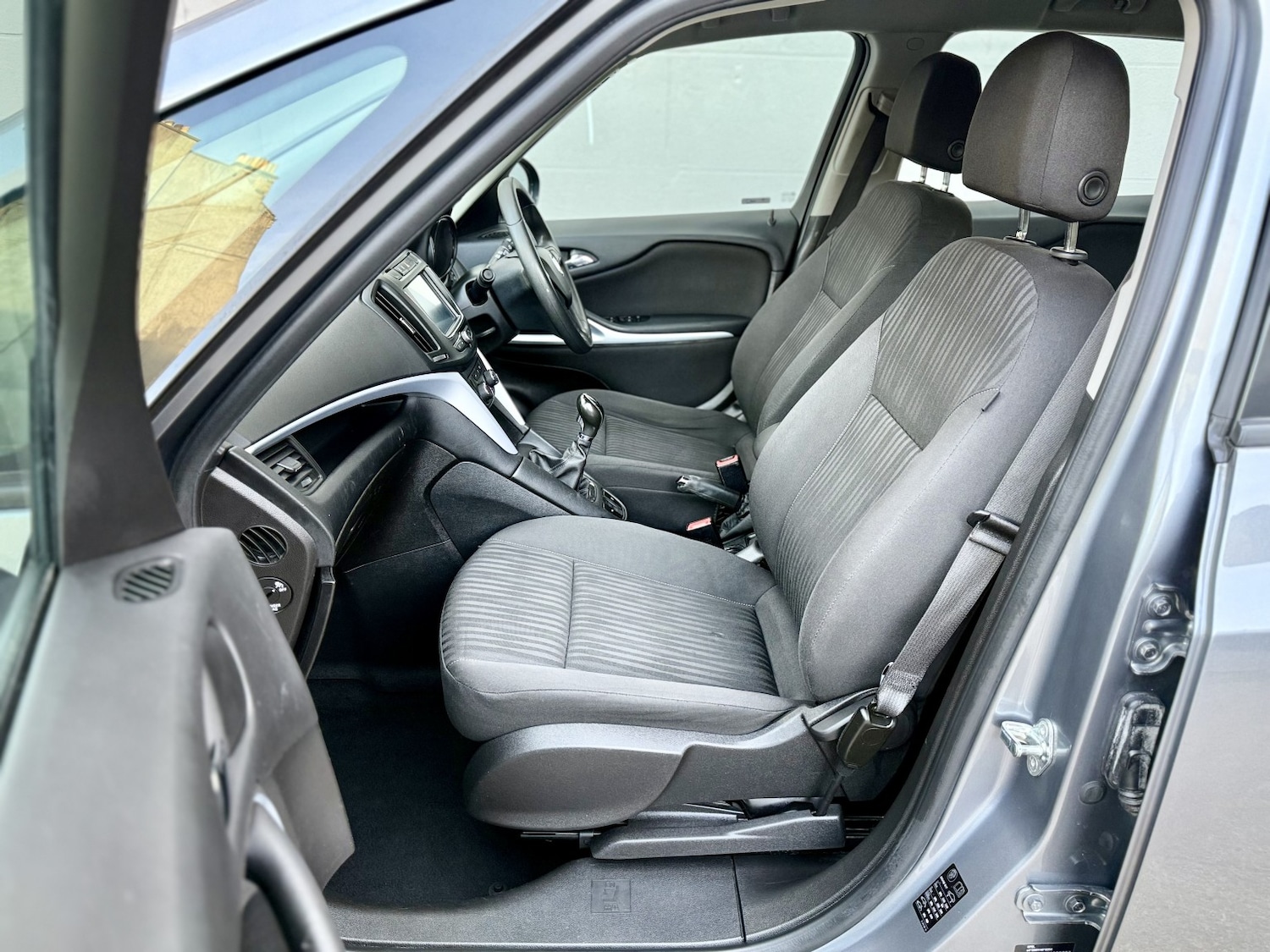 Used Vauxhall Zafira Tourer 2017 for sale - 77483646: Photo 14