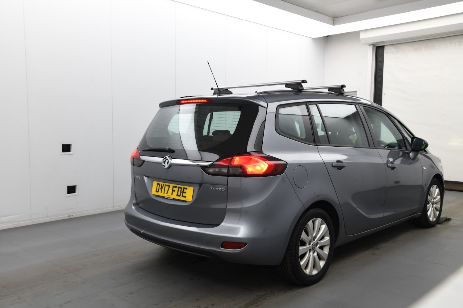 Used Vauxhall Zafira 2017 for sale - 77483646: Photo 3