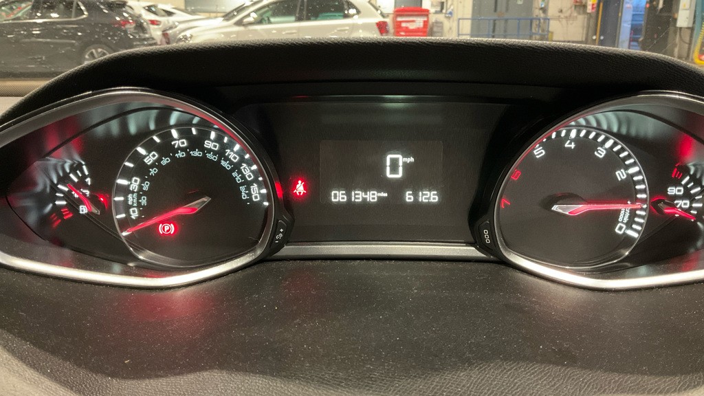 Used Peugeot 308 2016 for sale - 77483707: Photo 10