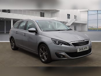 Used Peugeot 308 2016 for sale - 77483707: Photo