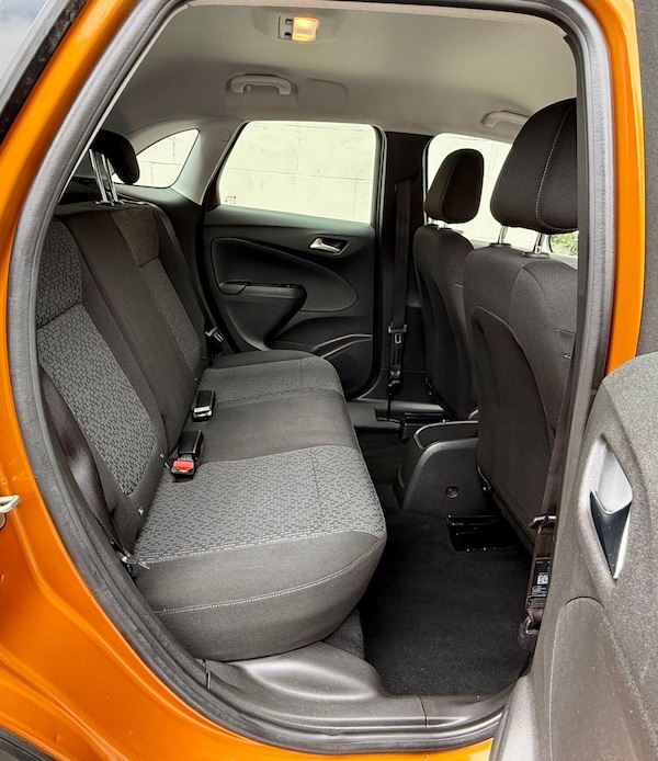 Used Vauxhall Crossland X 2018 for sale - 76041090: Photo 9