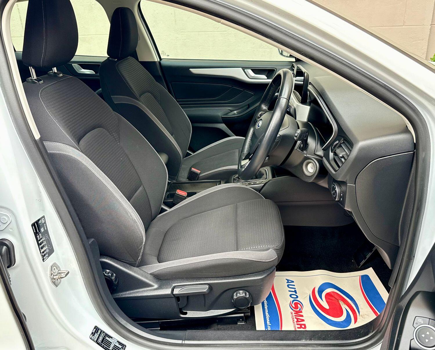 Used Ford Focus 2018 for sale - 76358114: Photo 11