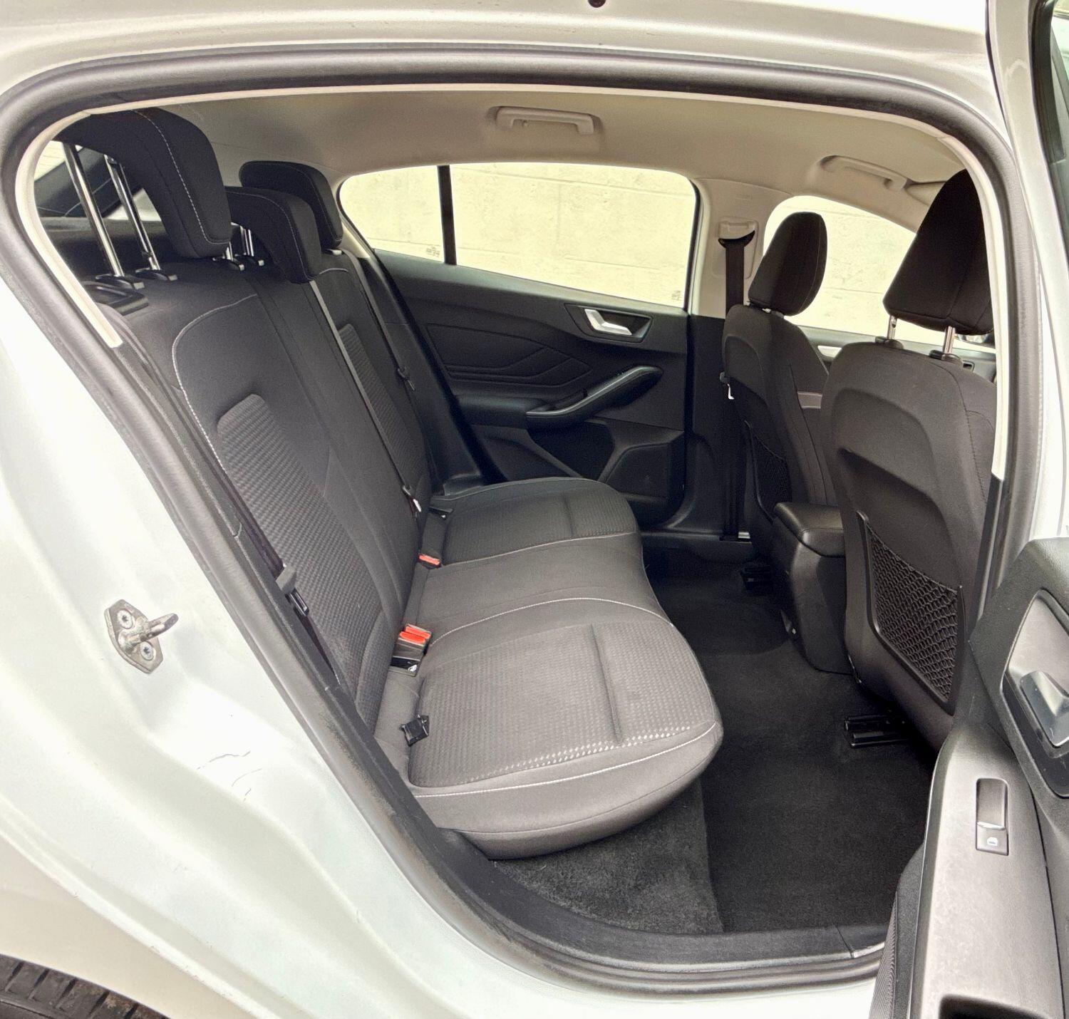 Used Ford Focus 2018 for sale - 76358114: Photo 12