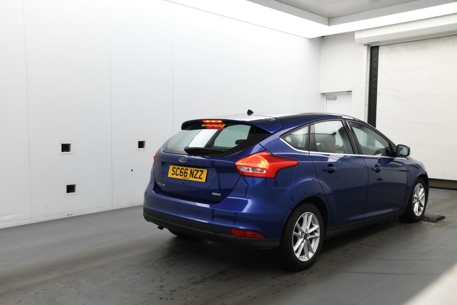 Used Ford Focus 2017 for sale - 76439837: Photo 4