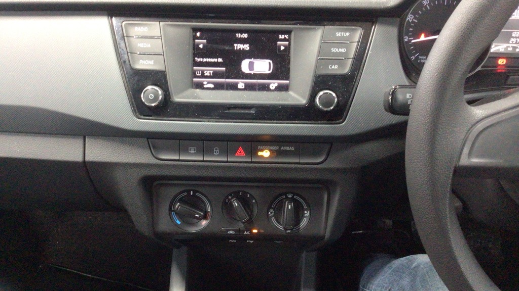 Used Skoda Fabia 2015 for sale - 77632441: Photo 6