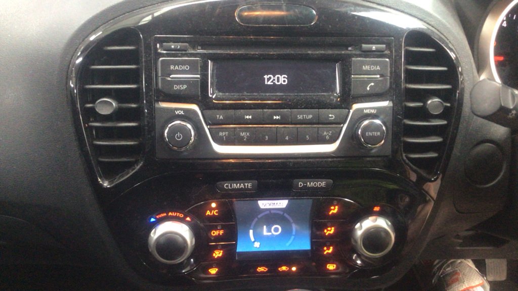 Used Nissan Juke 2015 for sale - 76058119: Photo 9
