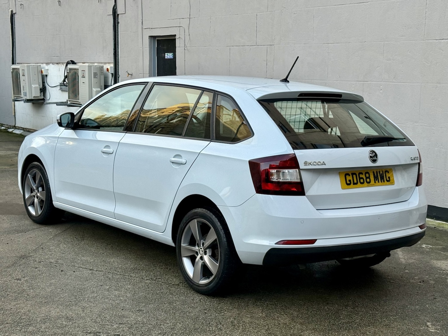 Used Skoda Rapid Spaceback 2019 for sale - 77113132: Photo 3