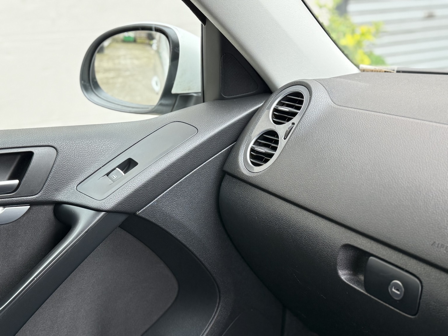 Used Volkswagen Tiguan 2016 for sale - 77636990: Photo 26