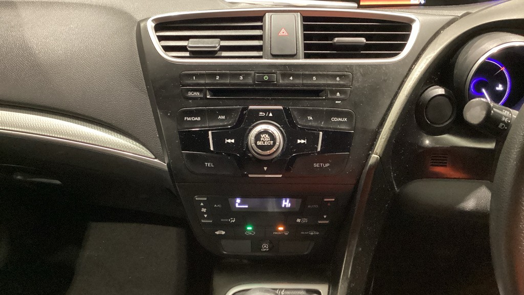 Used Honda Civic 2016 for sale - 77636995: Photo 7