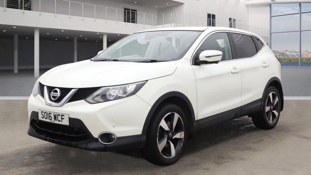 Used Nissan Qashqai 2016 for sale - 77400019: Photo 2